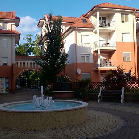 Hajdúszoboszló Samuci Apartman מראה חיצוני תמונה